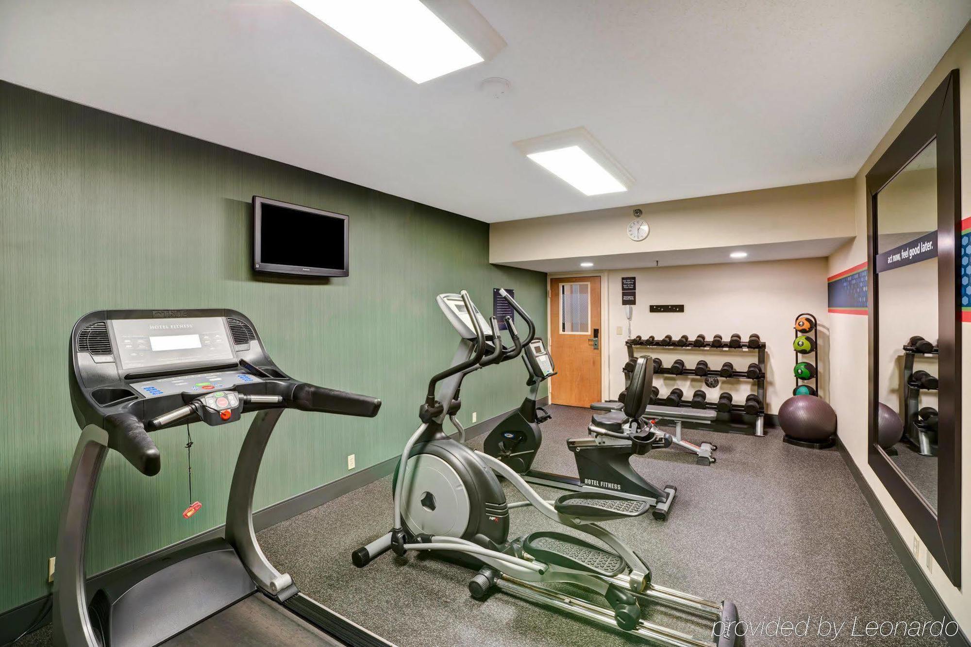 Hampton Inn Стейт Колледж Экстерьер фото